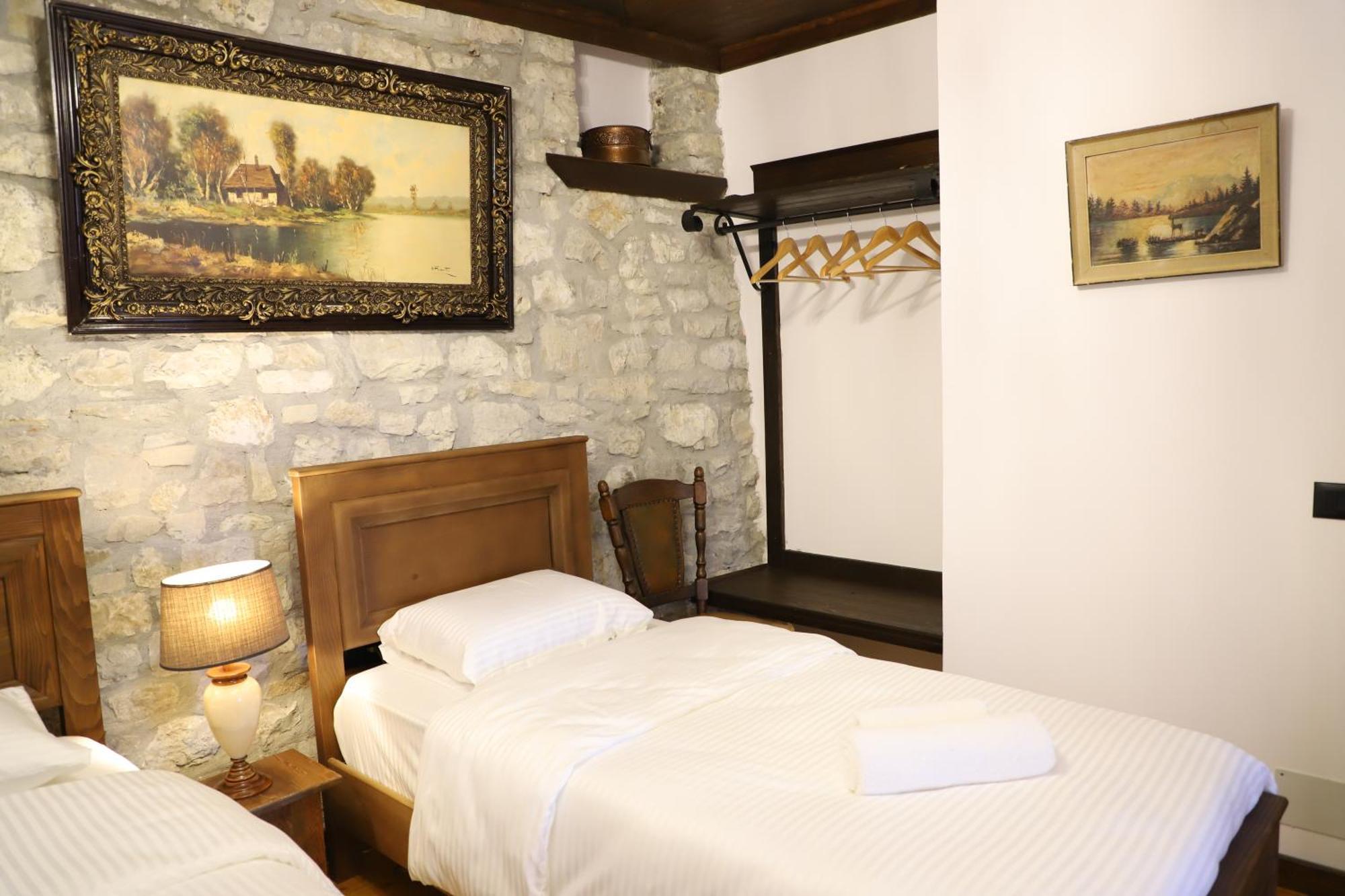Vila Art Berat Castle 외부 사진