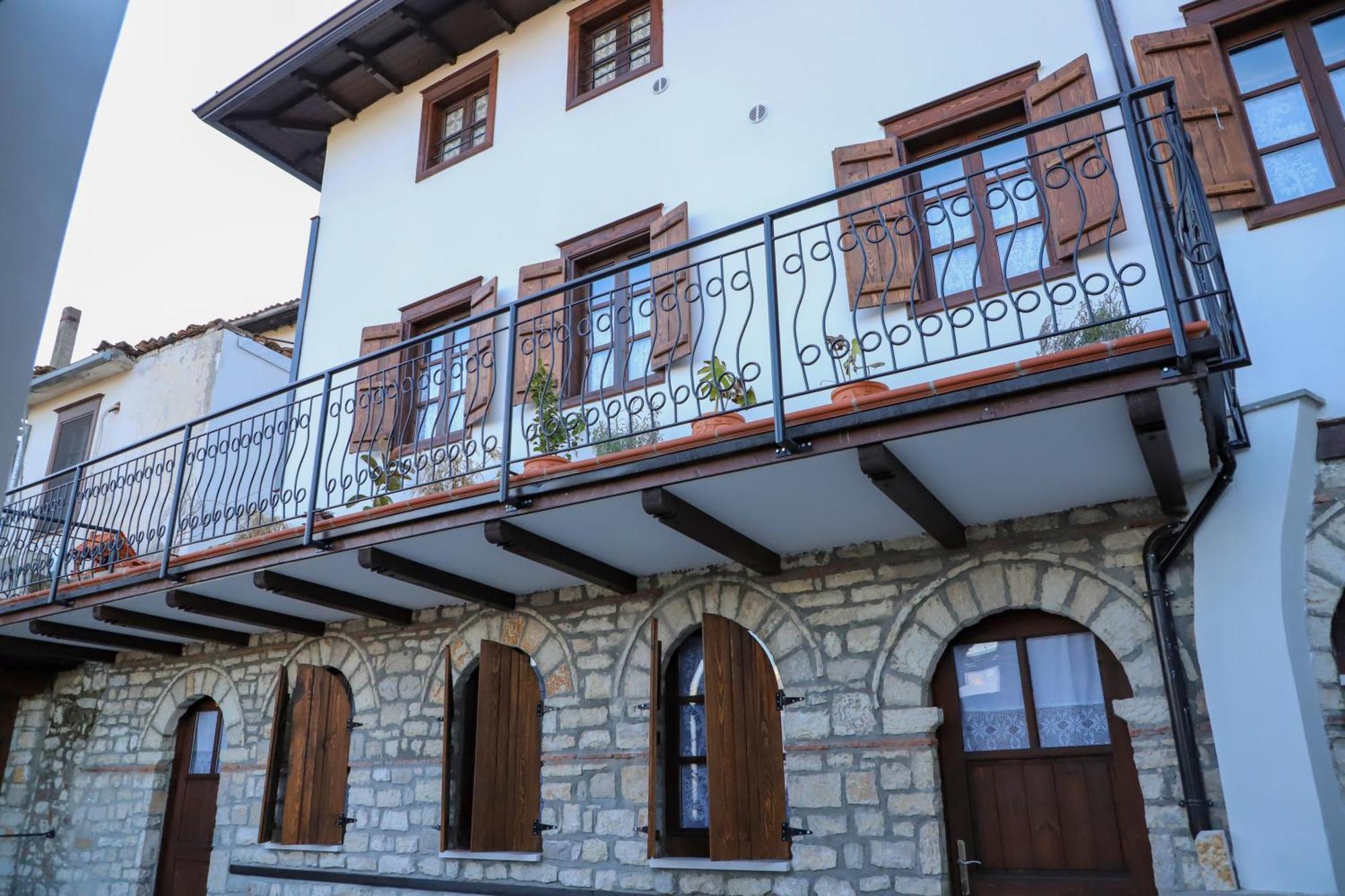 Vila Art Berat Castle 외부 사진